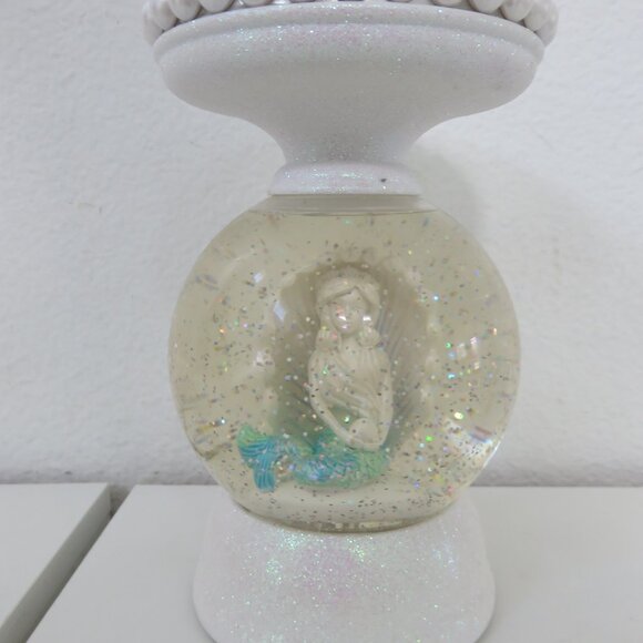 (#104) Bath Body Works Lighted Mermaid Pearl Water Globe 3-Wick Candle Holder - Picture 4 of 8